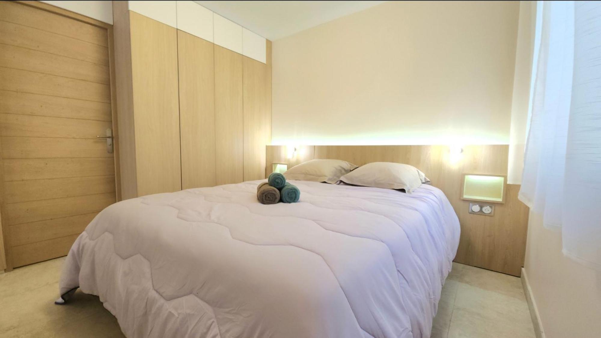 De Standing Avec Jacuzzi Apartment *