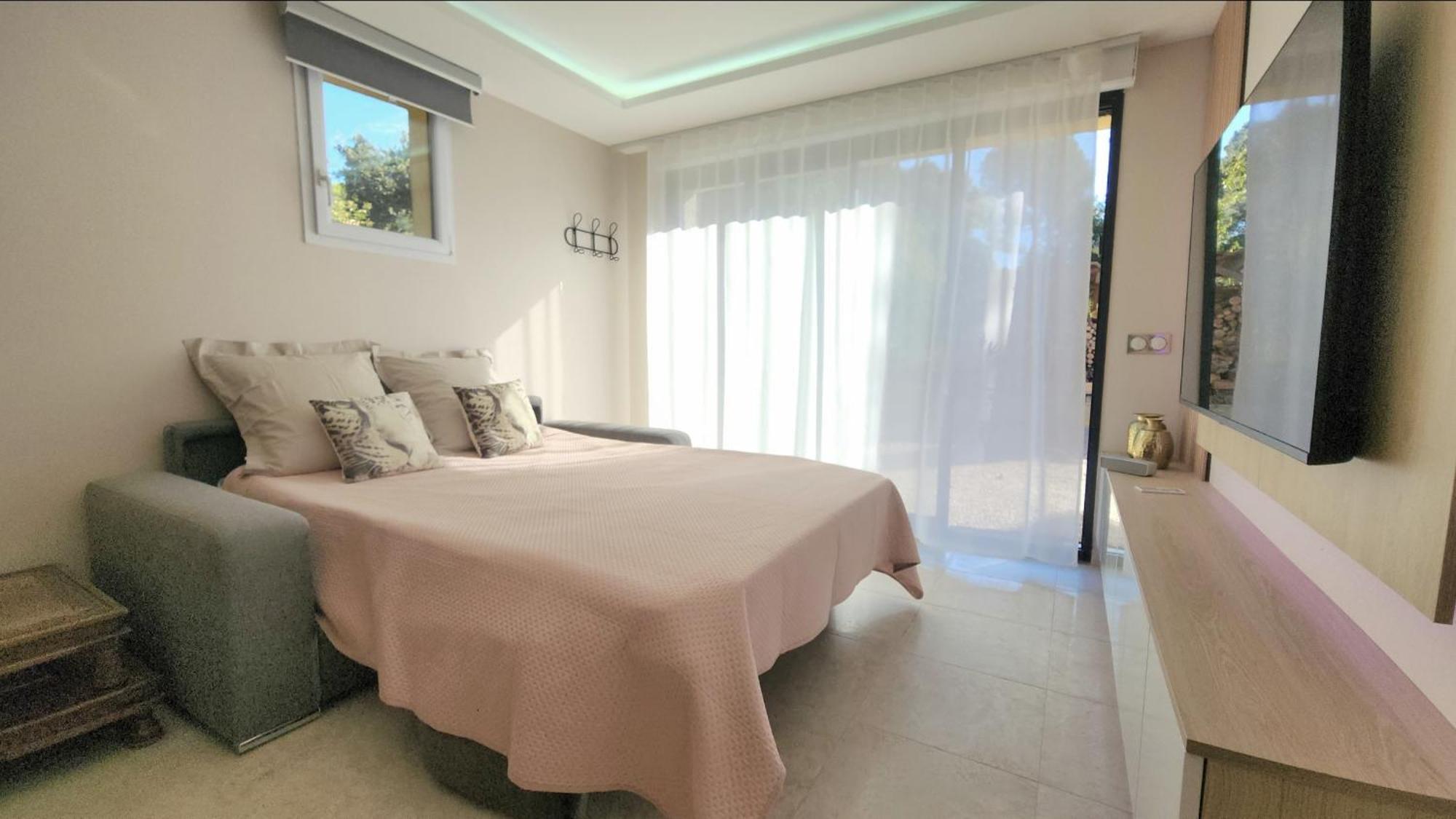De Standing Avec Jacuzzi Apartment Le Val