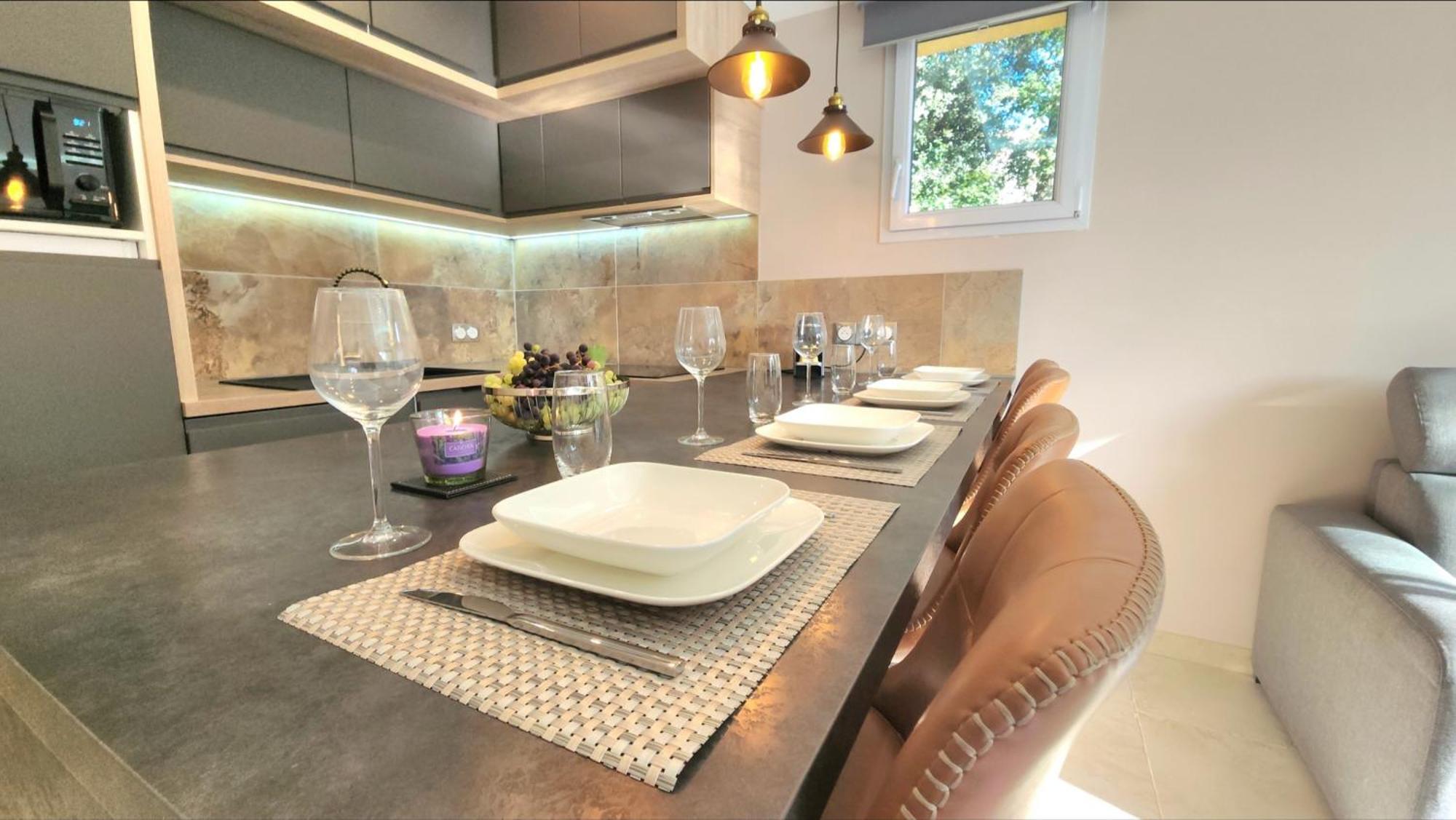 De Standing Avec Jacuzzi Apartment Le Val