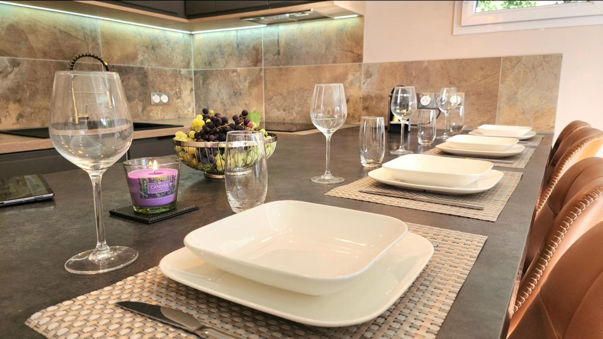 De Standing Avec Jacuzzi Apartment *